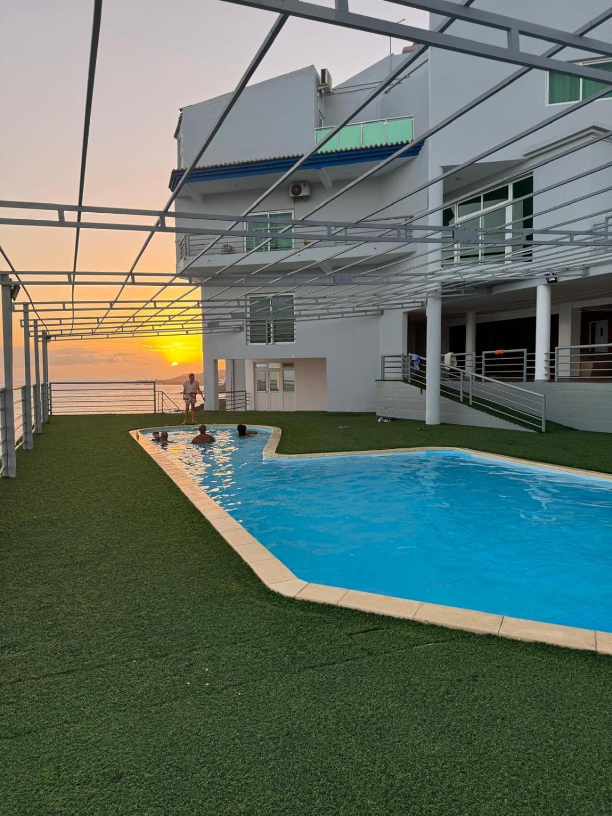 פראייה Maresia Guest House מראה חיצוני תמונה