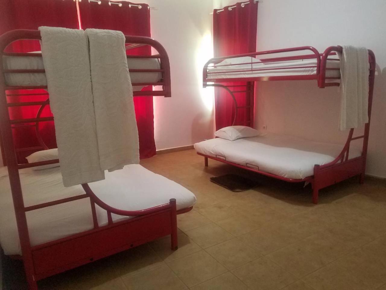 פראייה Maresia Guest House מראה חיצוני תמונה